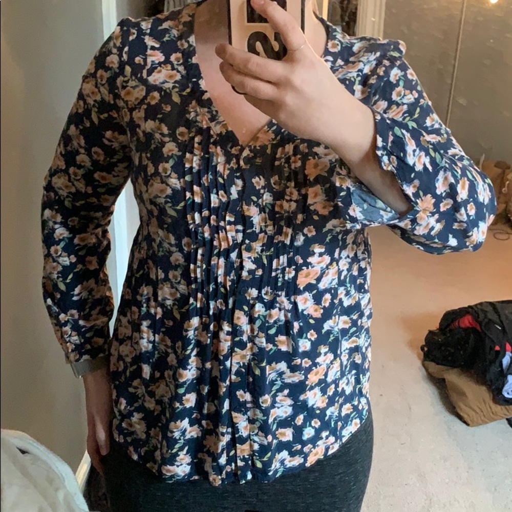 Long sleeve floral shirt